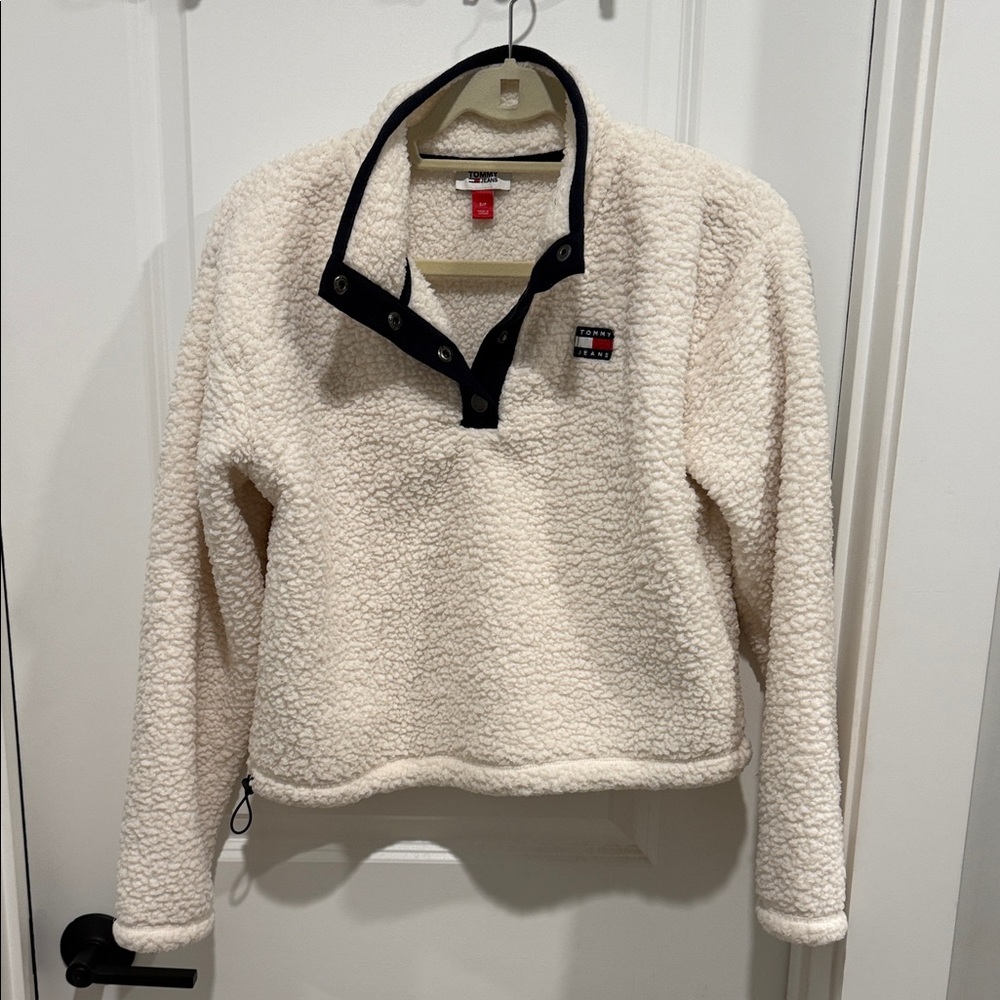 Tommy Hilfiger Women's Cream Sherpa Sweater
